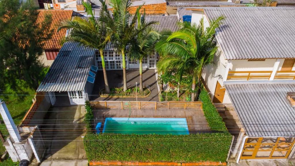 Casa/Sobrado 04 Dormitórios